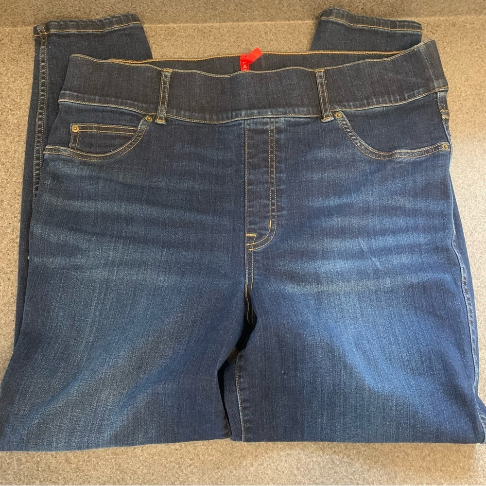 SPANX Pull On Blue Jeans Size 1X Minimalist Casual Denim Closet Staple Basic